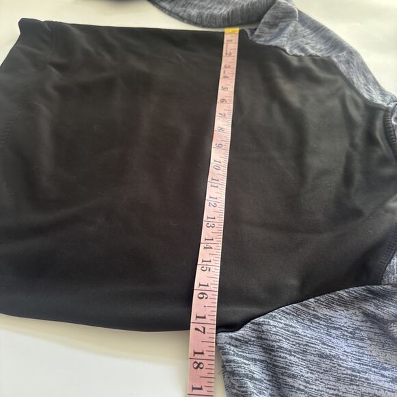 Boys Champion Hooded Sweatshirt Medium Hoodie LOGO Back to School - Picture 7 of 8